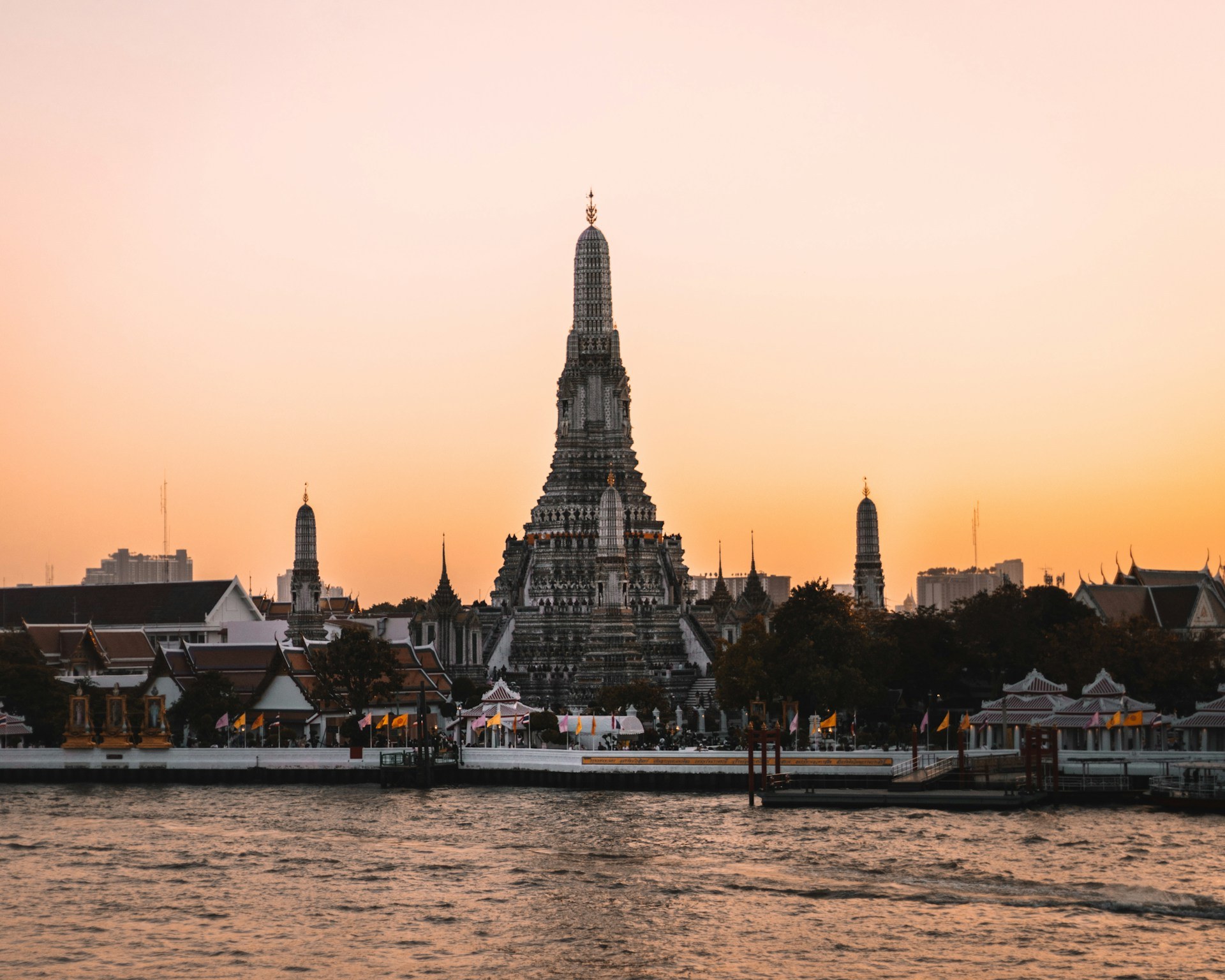 The World’s Best Airline Just Added Even More Flights from the UK!